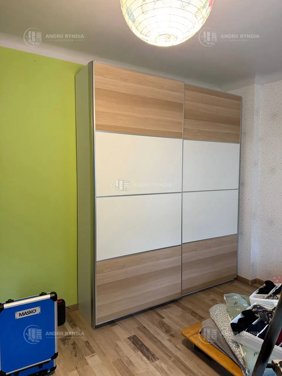 IKEA PAX mit Schiebetüren
