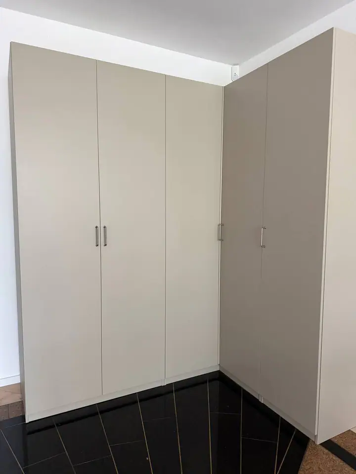 Wohnmöbel mit Stauraum als Projektbeispiel für Anfragen aus Perl